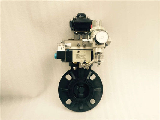 氣動塑料蝶閥實(shí)物圖片